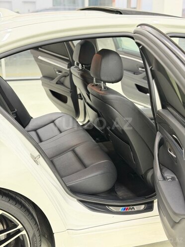 BMW 520-13