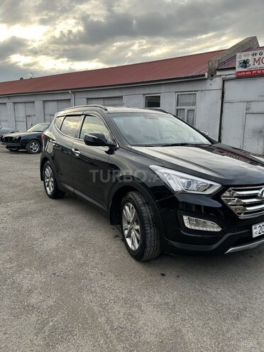 Hyundai Santa Fe-6