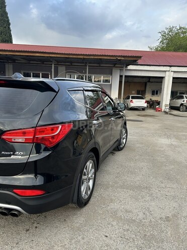 Hyundai Santa Fe-8