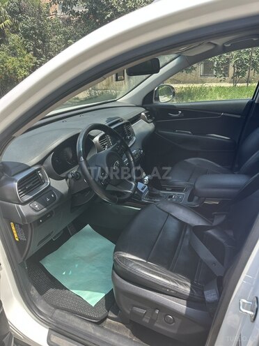 Kia Sorento-7