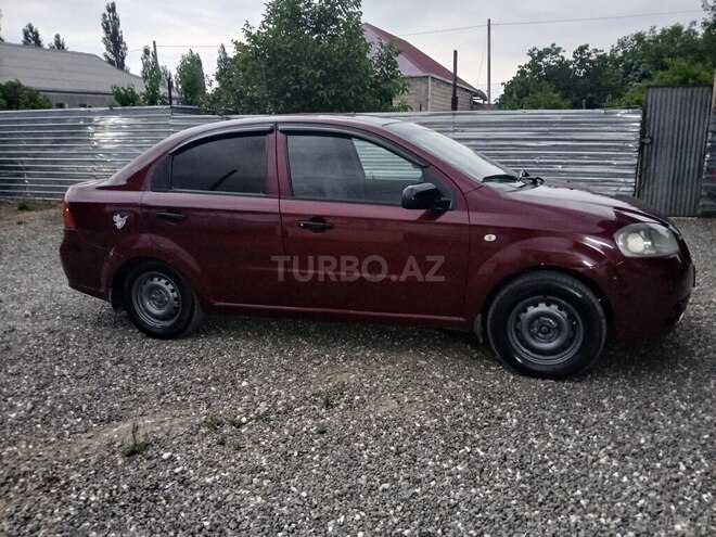 Chevrolet Aveo-7