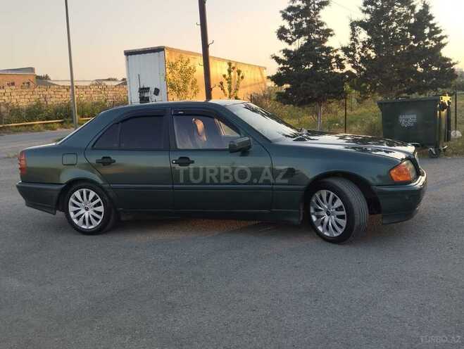 Mercedes C 200-12