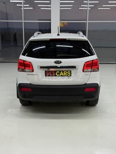 Kia Sorento-7