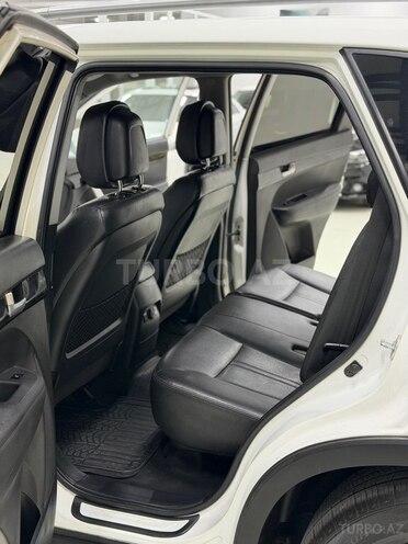 Kia Sorento-13