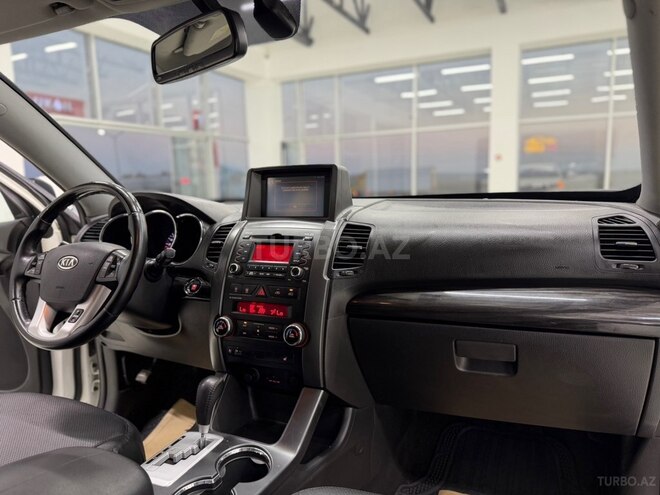 Kia Sorento-15