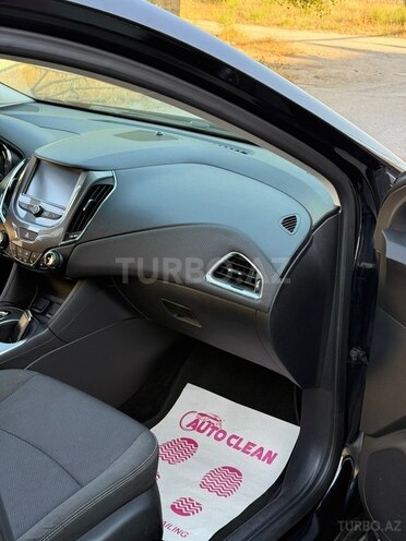 Chevrolet Cruze-9