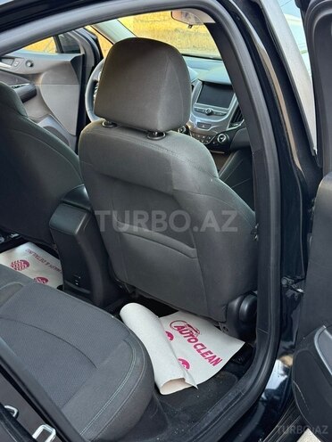 Chevrolet Cruze-10