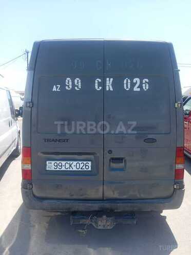 Ford Transit-6
