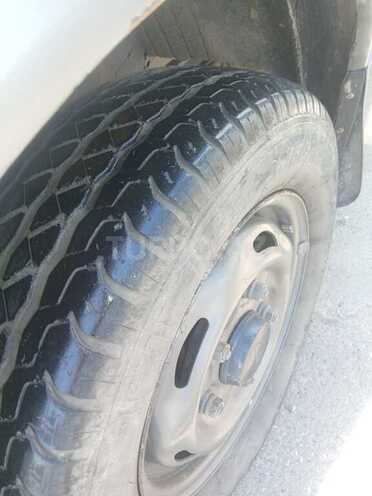 Ford Transit-10