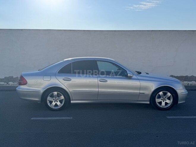 Mercedes E 220-6