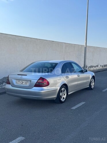 Mercedes E 220-4