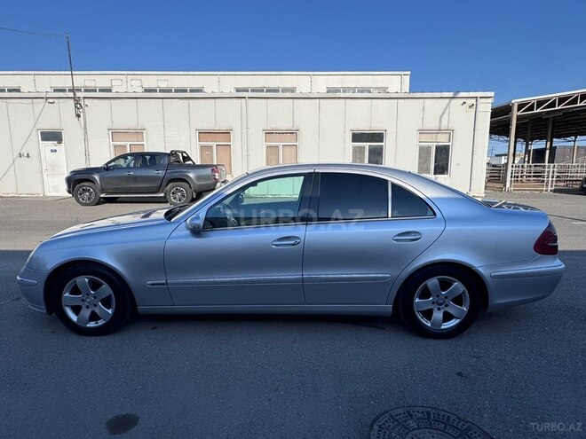 Mercedes E 220-7