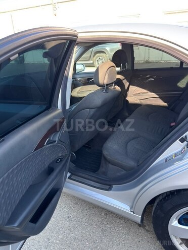 Mercedes E 220-9