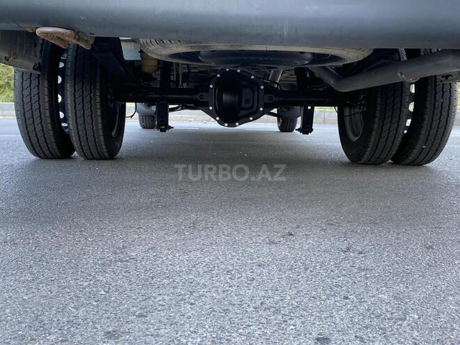 Ford Transit-13