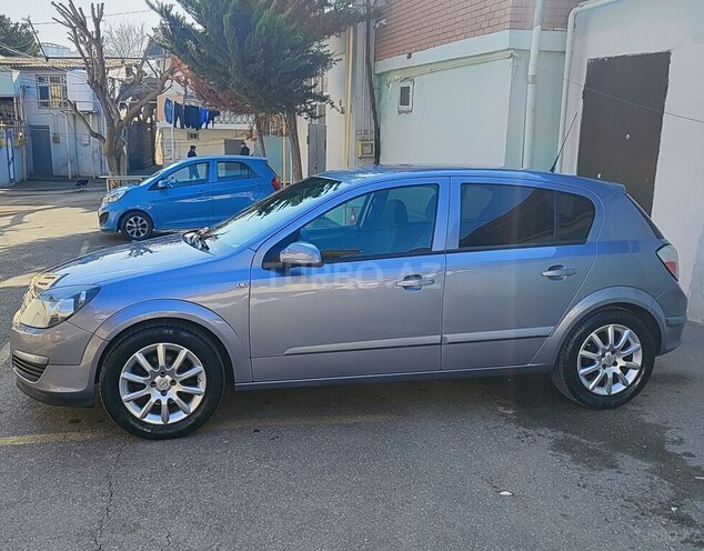 Opel Astra-2