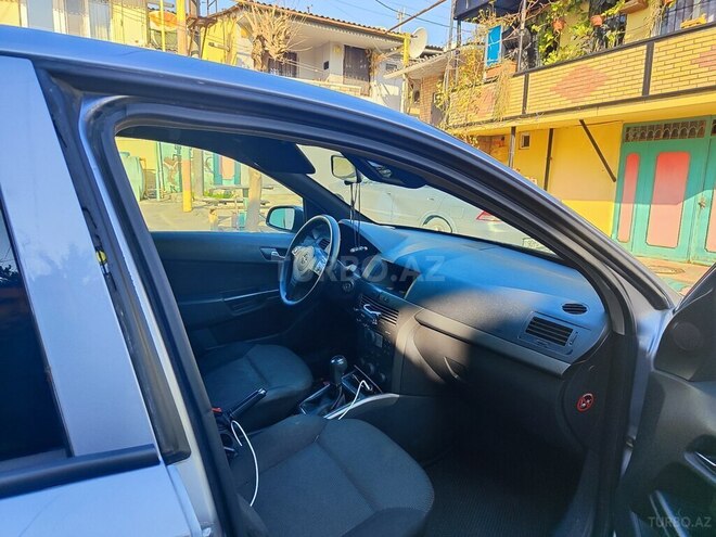 Opel Astra-10