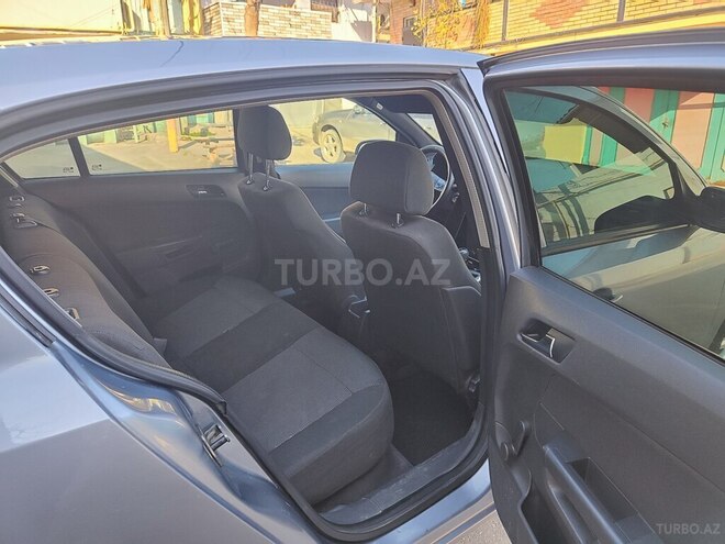 Opel Astra-16