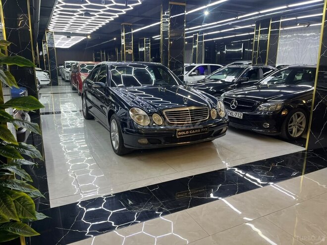 Mercedes E 260-9