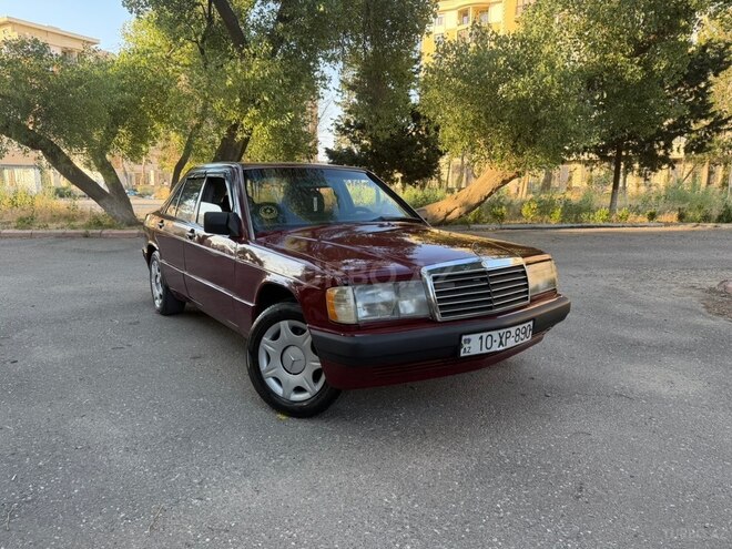Mercedes 190-1
