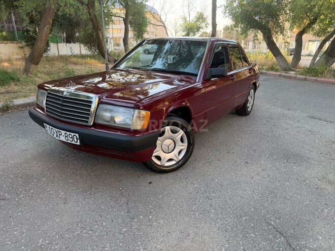 Mercedes 190-2