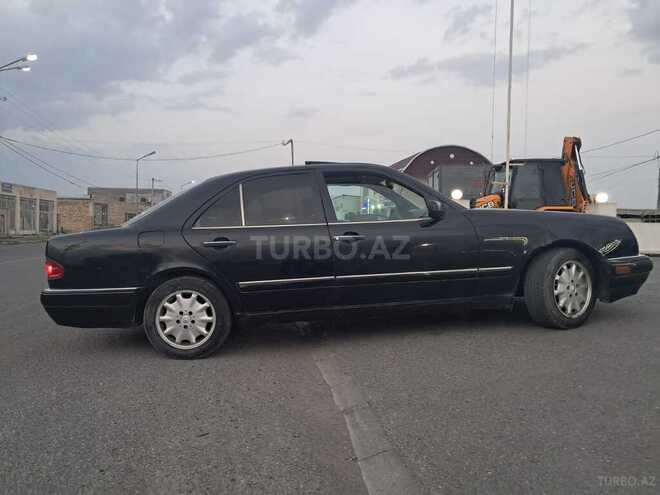 Mercedes E 280-3