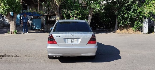 Mercedes C 200-4