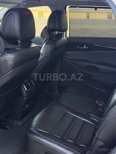 Kia Sorento-6