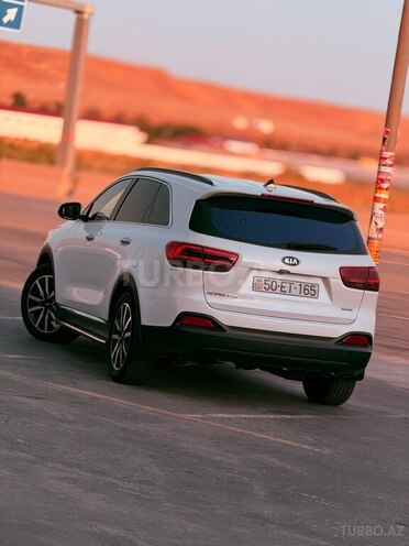 Kia Sorento-2