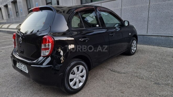 Nissan March-3