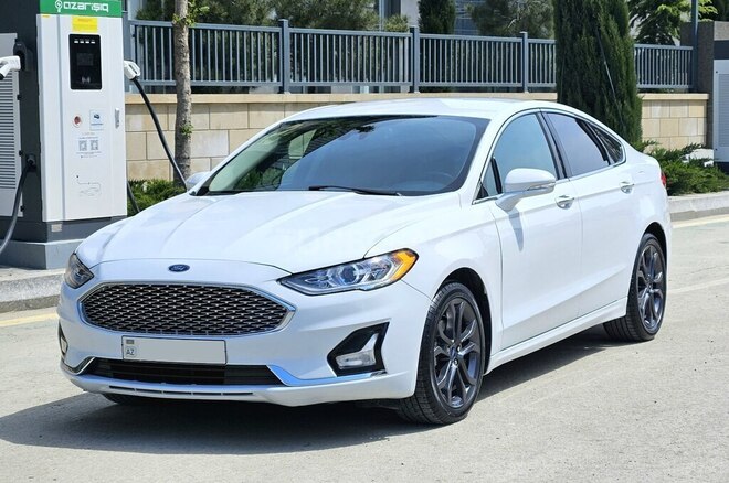 Ford Fusion (North America)-1