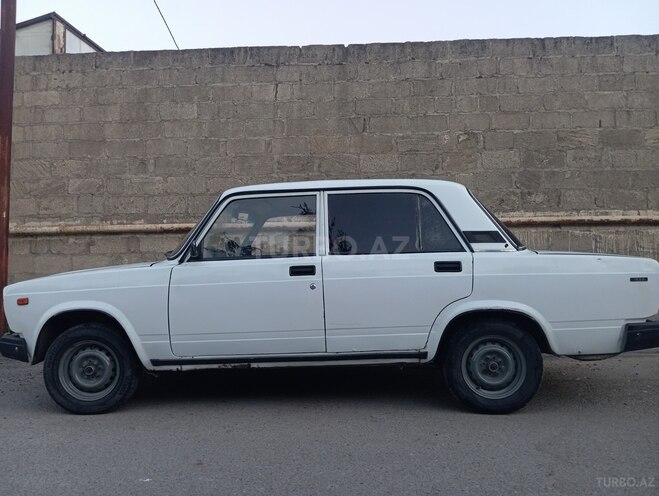 LADA (VAZ) 2107-4