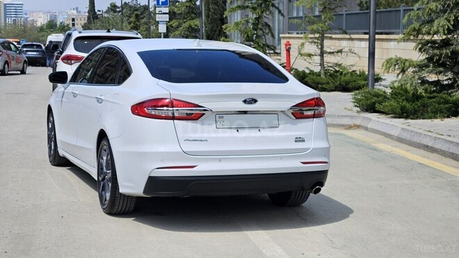 Ford Fusion (North America)-9