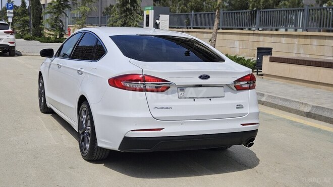 Ford Fusion (North America)-6