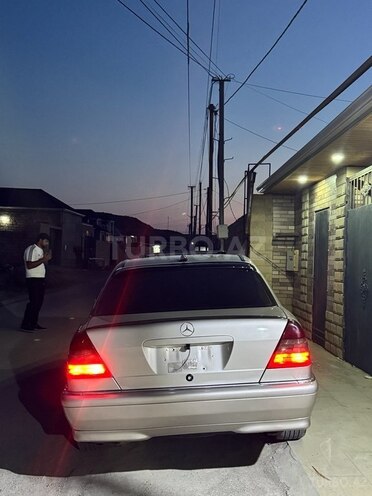 Mercedes C 230-5