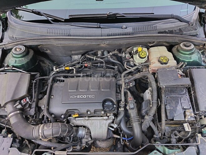 Chevrolet Cruze-18