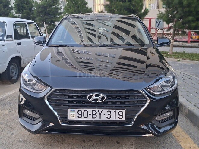Hyundai Accent-1