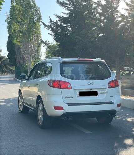 Hyundai Santa Fe-6