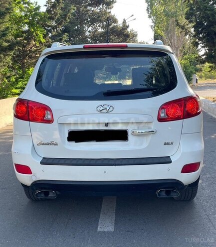 Hyundai Santa Fe-8