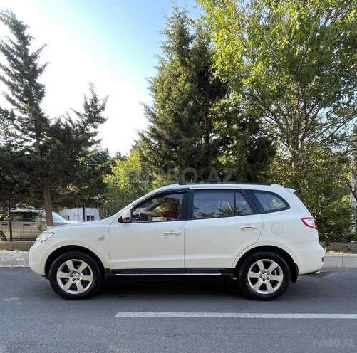 Hyundai Santa Fe-5