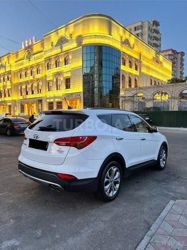 Hyundai Santa Fe-5