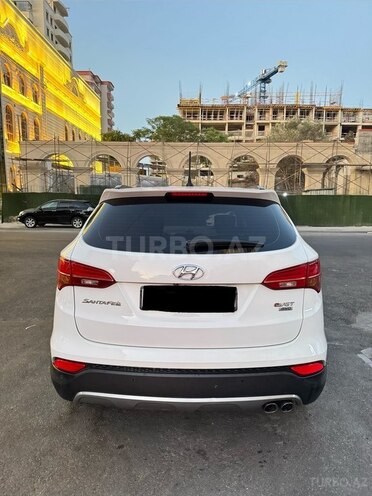Hyundai Santa Fe-6