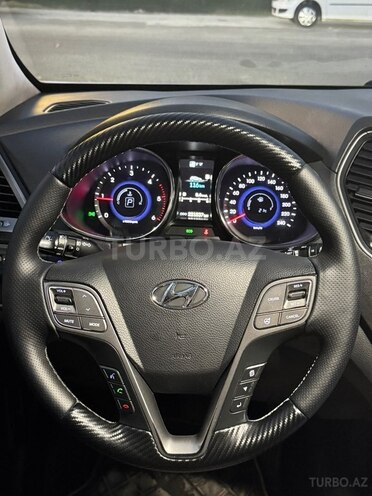 Hyundai Santa Fe-10