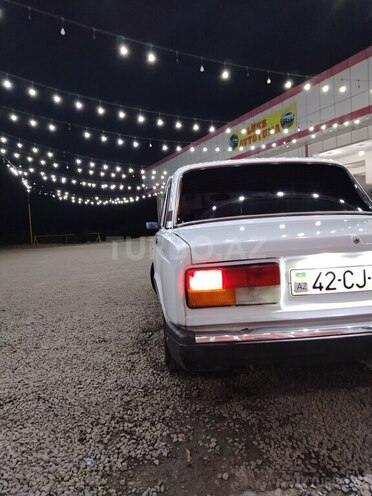 LADA (VAZ) 2107-4