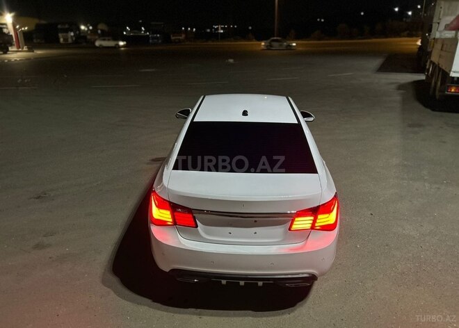 Chevrolet Cruze-2