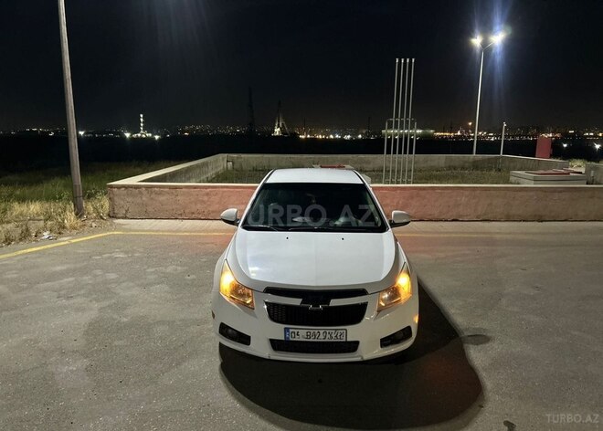Chevrolet Cruze-1