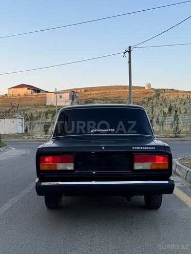 LADA (VAZ) 2107-2