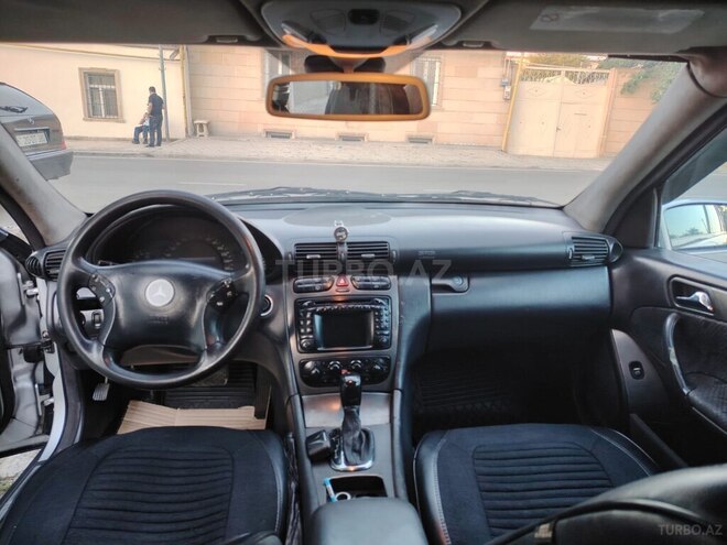 Mercedes C 220-7