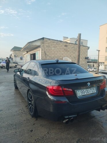 BMW 528-2