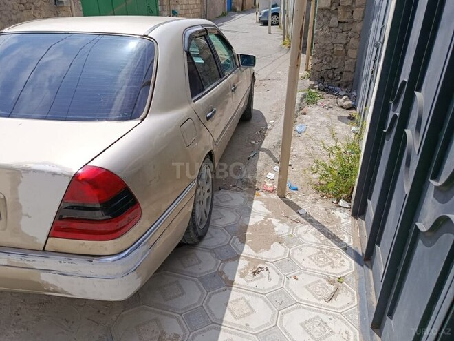 Mercedes C 180-3
