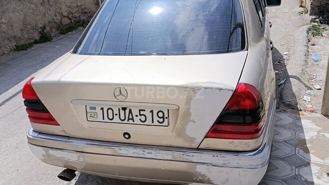 Mercedes C 180-4